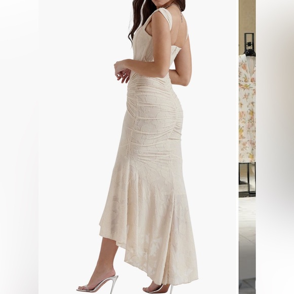 HOUSE OF CB
Cesca Floral Ruched
High-Low Corset Dress - Picture 4 of 6